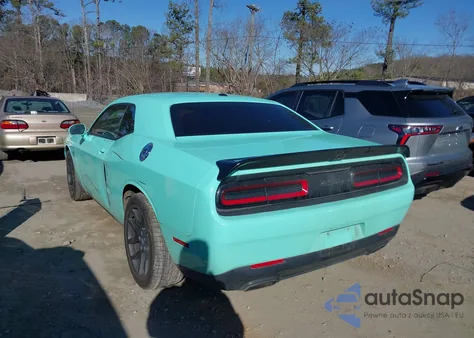 2016 Dodge Challenger Sxt z USA, uszkodzony, nr VIN 2C3CDZAG0GH194962